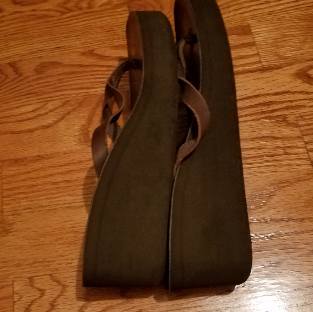 Roxy flip flops